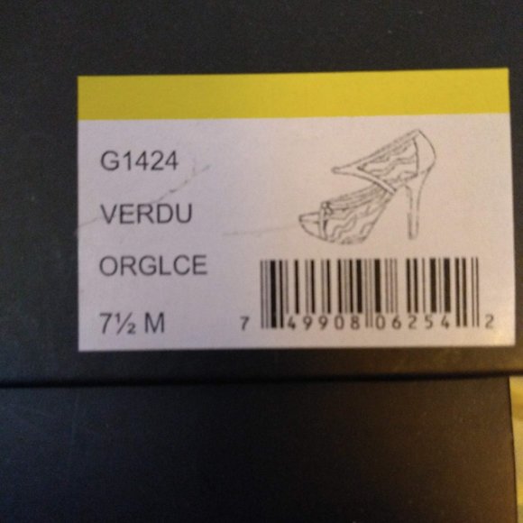 L. A. M. B By Gwen Stefani Verdu ankle strap Heels - Picture 8 of 9